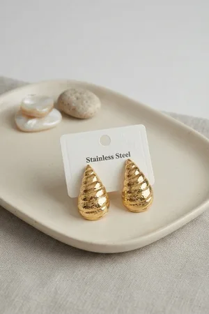 316L Çelik Gold Renk Vintage Damla Model Küpe
