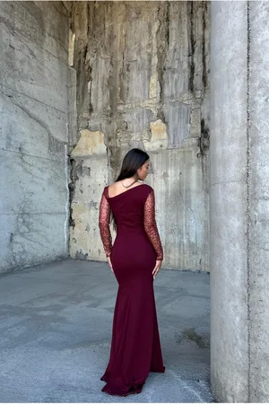 Asimetrik Abiye Maxi Yaka Taş Elbise Detaylı