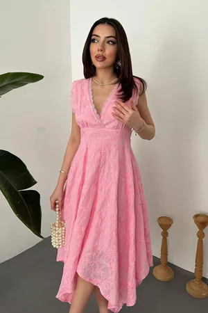 Pembe Brodeli Elbise - Pembe