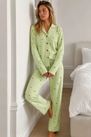 Kadın Puantiyeli Uzun Kollu Düğmeli Yeşil Pijama Takımı