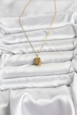 316L Çelik Zincir Gold Renk Minimal Kutup Yıldızı Model Kadın Kolye