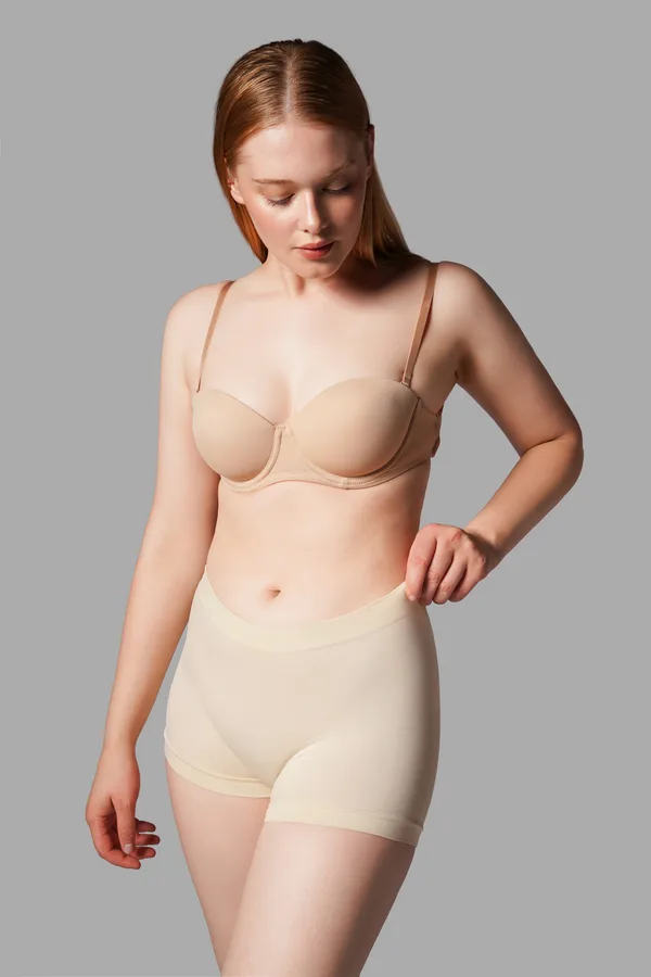 KADIN BOXER Toparlayıcı İz Yapmayan Seamless Örme BOXER 2001 Bej
