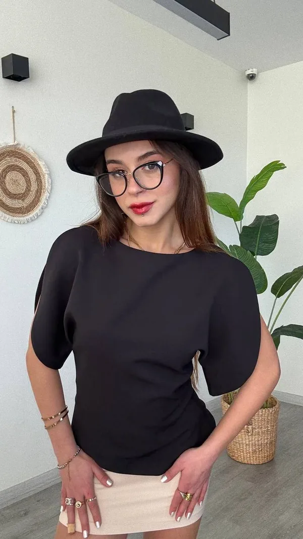 Bisiklet Yaka Siyah Balon Kol Bluz – Modern Şık Ofis Bluzu - Siyah