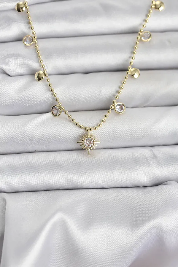 Zirkon Taşlı Kutup Yıldızı Model Pirinç Gold Renk Kadın Kolye