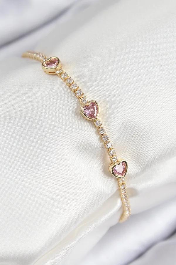 Pirinç Zirkon Taşlı Pembe Kalp Model Gold Renk Kadın Bileklik