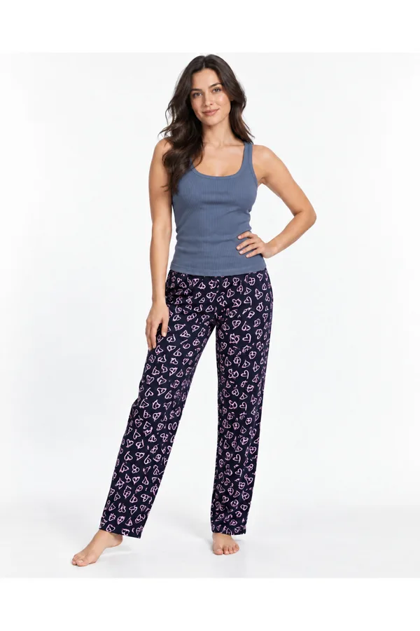Kadın Çizgili Bluz Desenli Askılı Gri Pijama Takımı