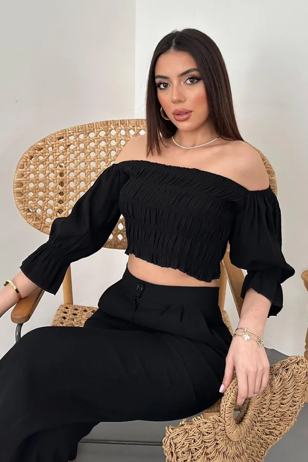Siyah Madonna Yaka Gipeli Bluz Pantolon Takım - Siyah