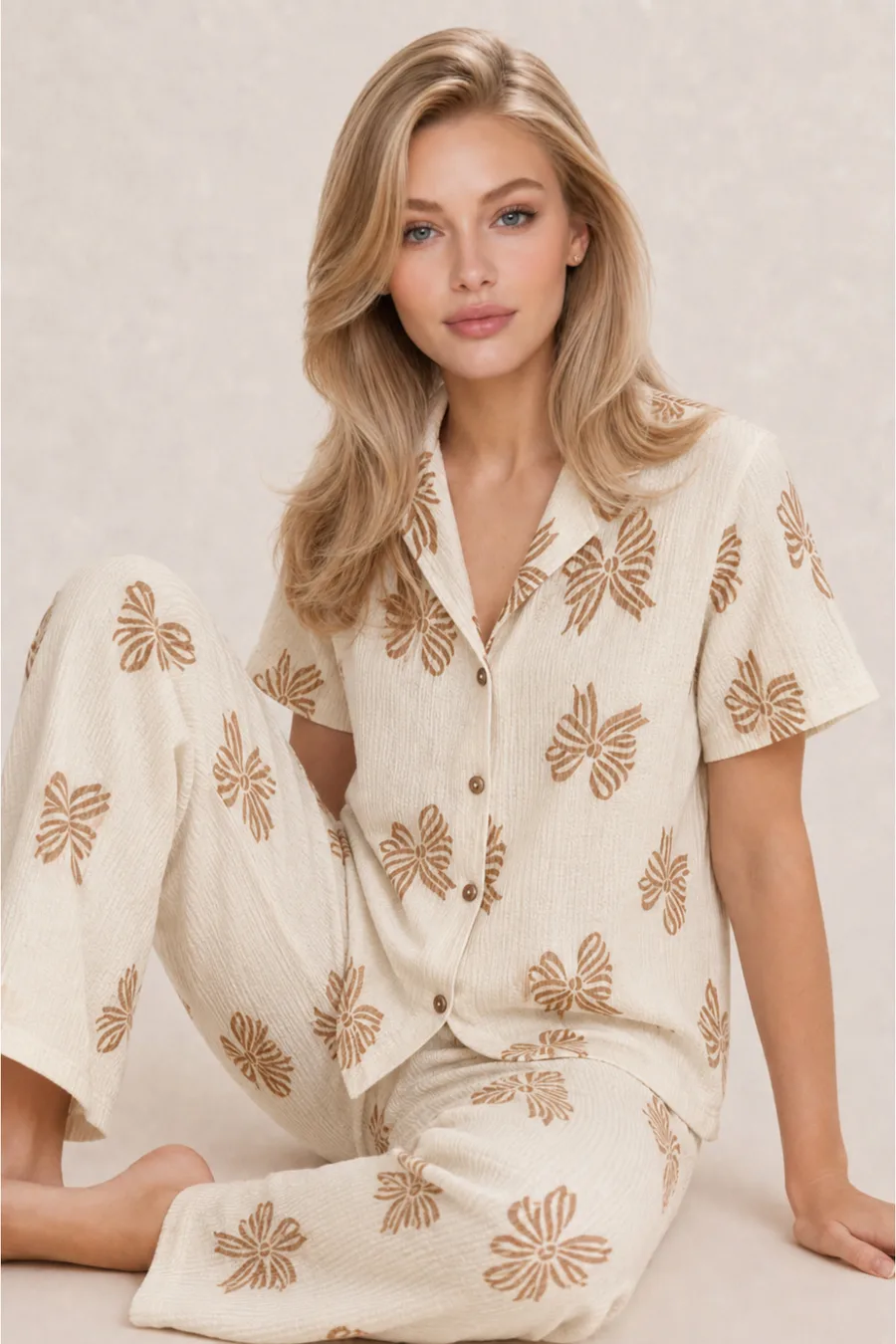 Kadın Kısa Kol Desenli Ekru Pijama Takımı 4739