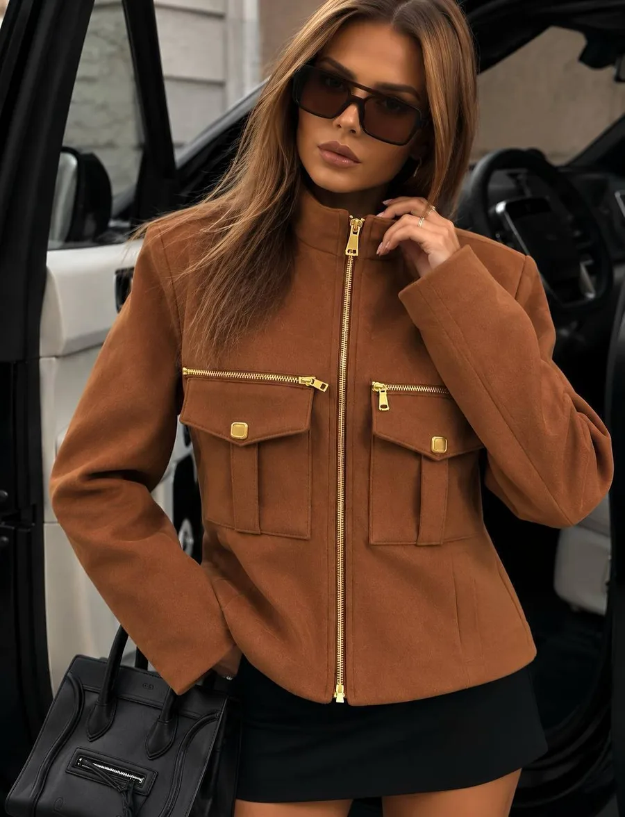 Güçlü Detaylarla Modern Süet Ceket Taba