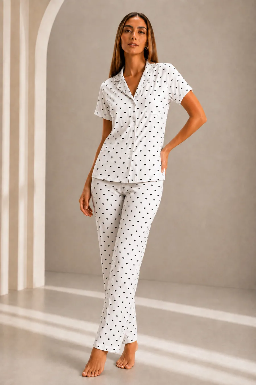 Kadın Kısa Kol Rahat Kalıp Şık Kar Beyaz Pijama Takımı
