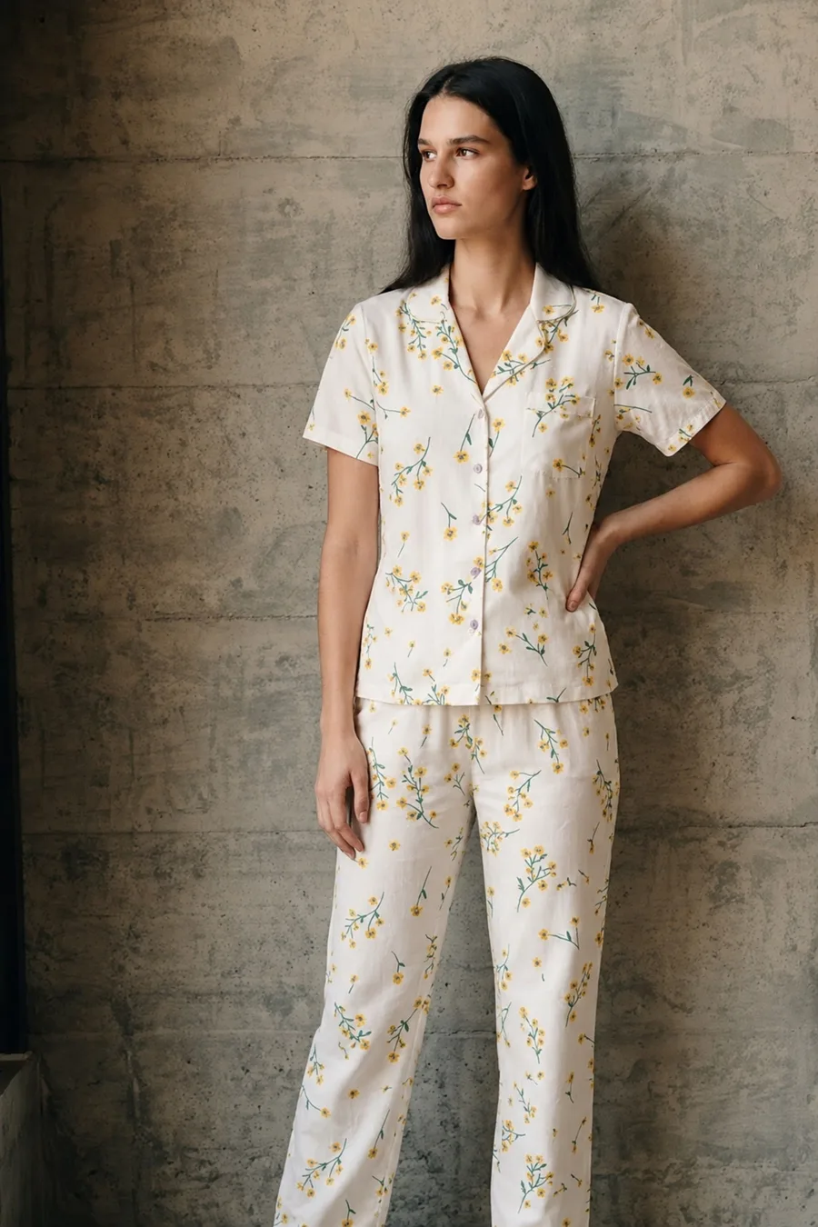 V Yaka Düğmeli Casual Çok Renkli Pijama Takımı