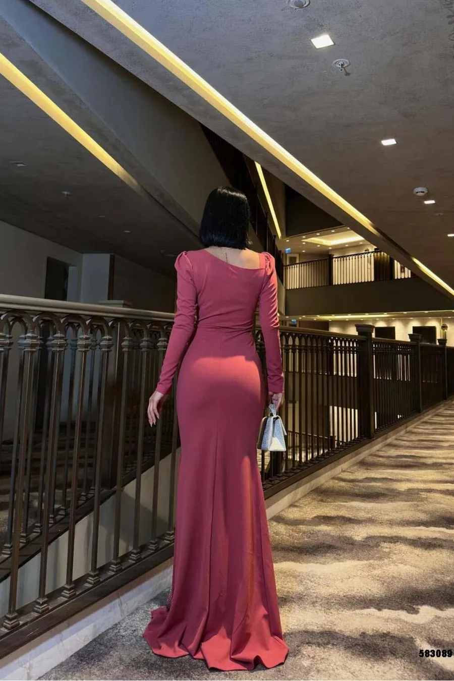 Bisiklet Abiye Maxi Yaka Taş Elbise Detaylı
