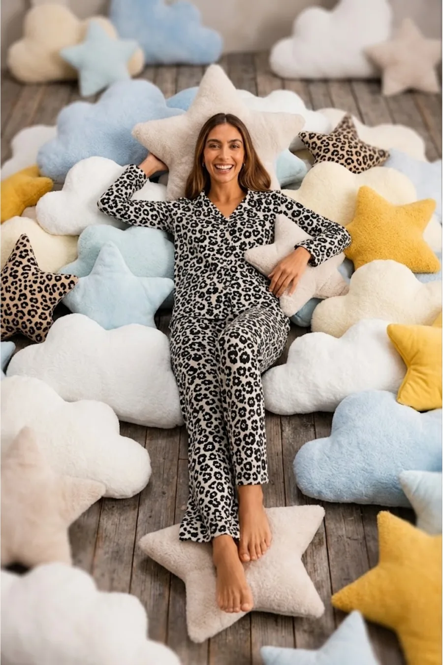 Kadın Önden Düğmeli Uzun Kollu Alt Üst Leopar Pijama Takımı