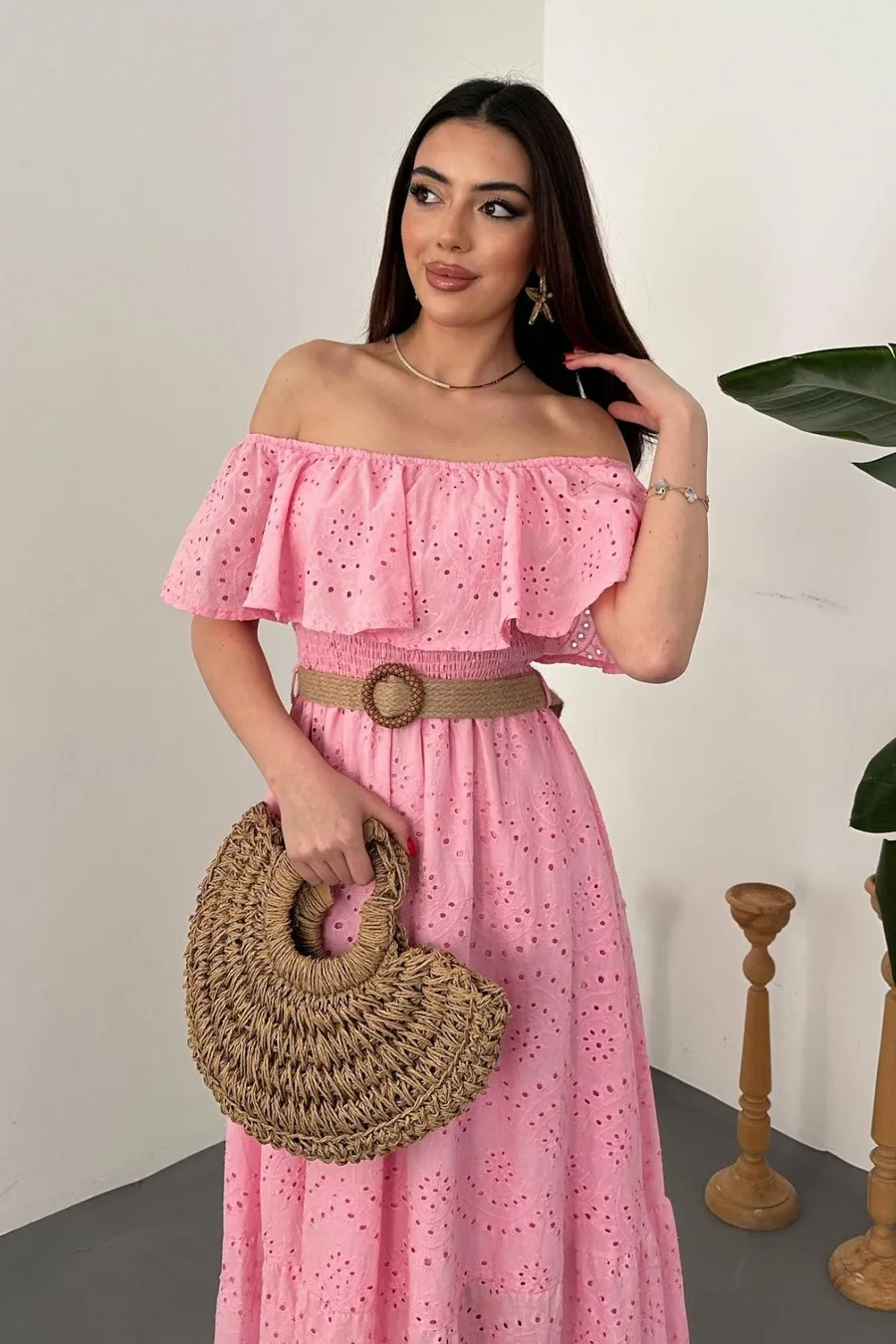 Pembe Madonna Yaka Fisto Elbise - Pembe