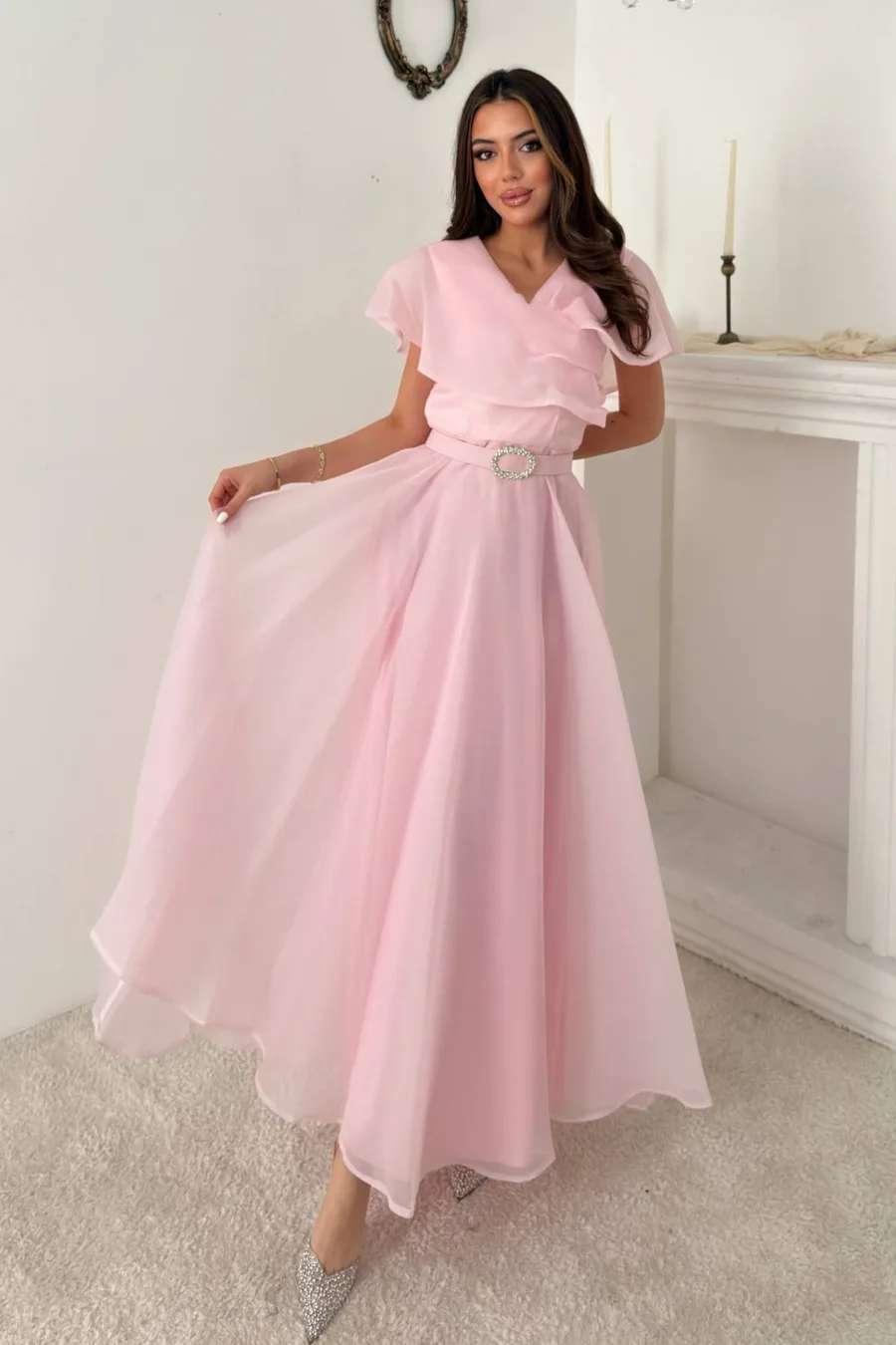 Pembe Pelerin Detaylı Organze Elbise