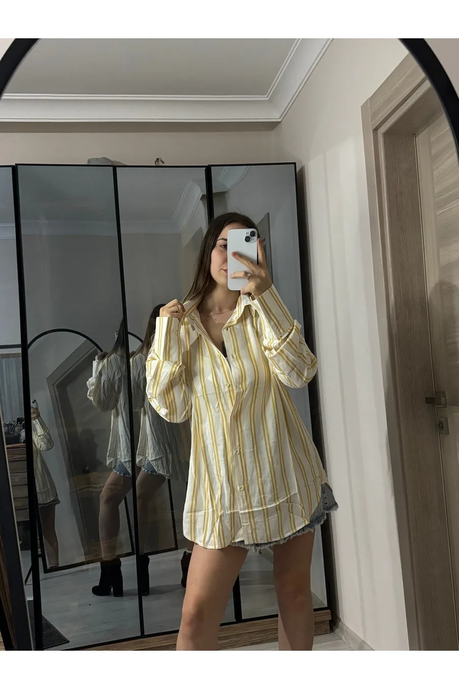 ZR Model Kalın Manşet Sarı Çizgili Gömlek