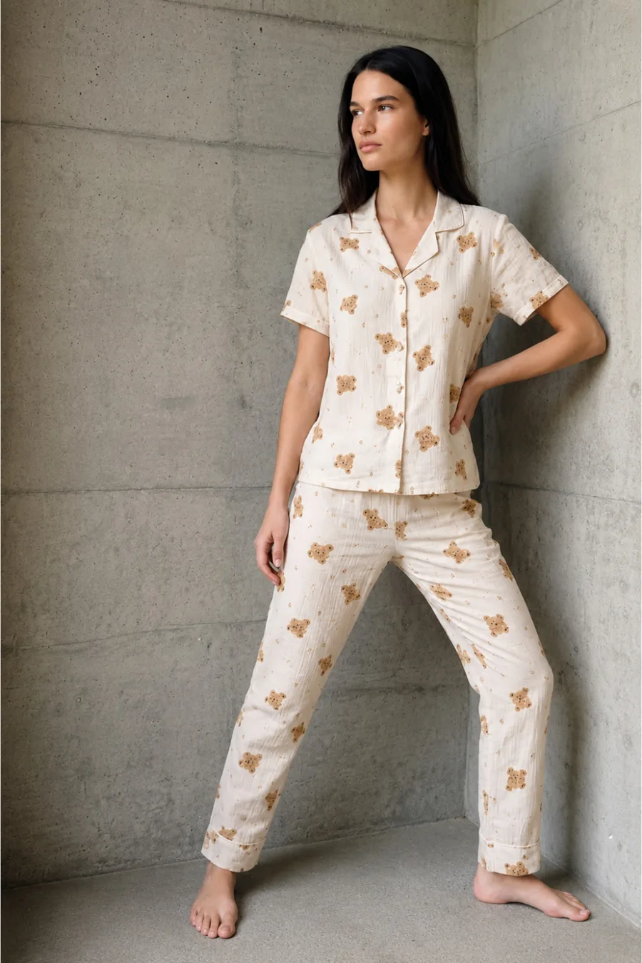 V Yaka Düğmeli Casual Kırık Beyaz Pijama Takımı