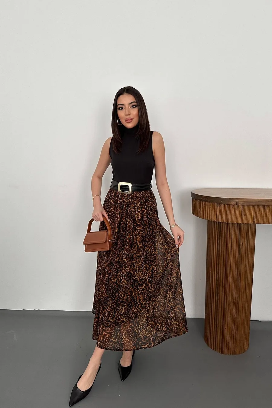 Siyah Alt Eteği Leopar Elbise