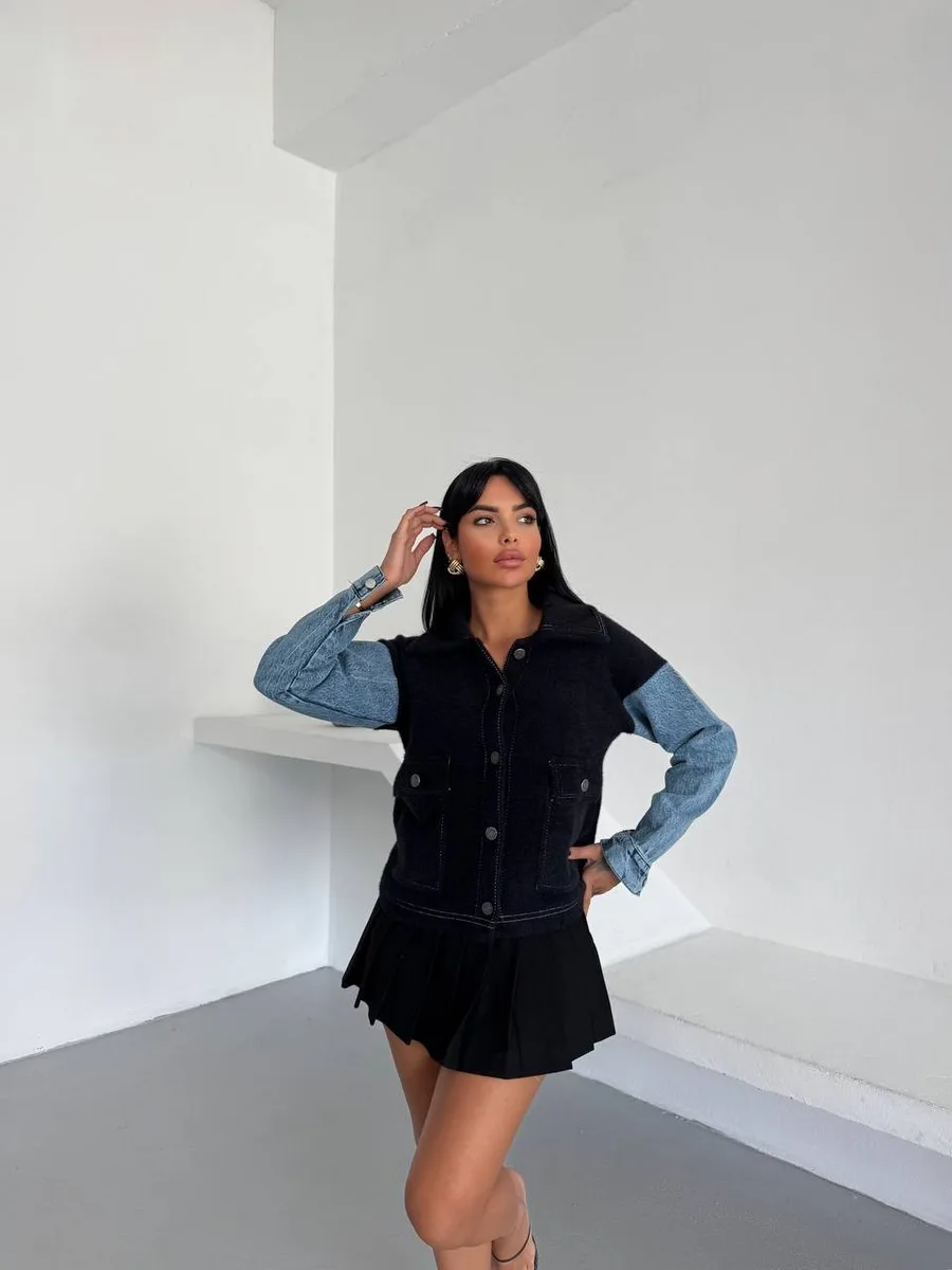 Denim Kol Detaylı Kontrast Ceket – Güçlü Stil, Net Duruş - Siyah