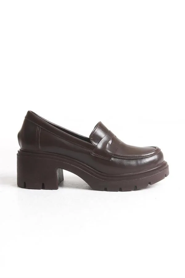 Kadın Casual Loafer Tabanlı Ayakkabı Ayakkabı Kırışık Rugan Şık Yüksek