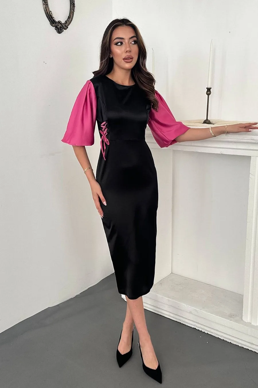 Siyah Fuşya Bağcık Detay Saten Elbise