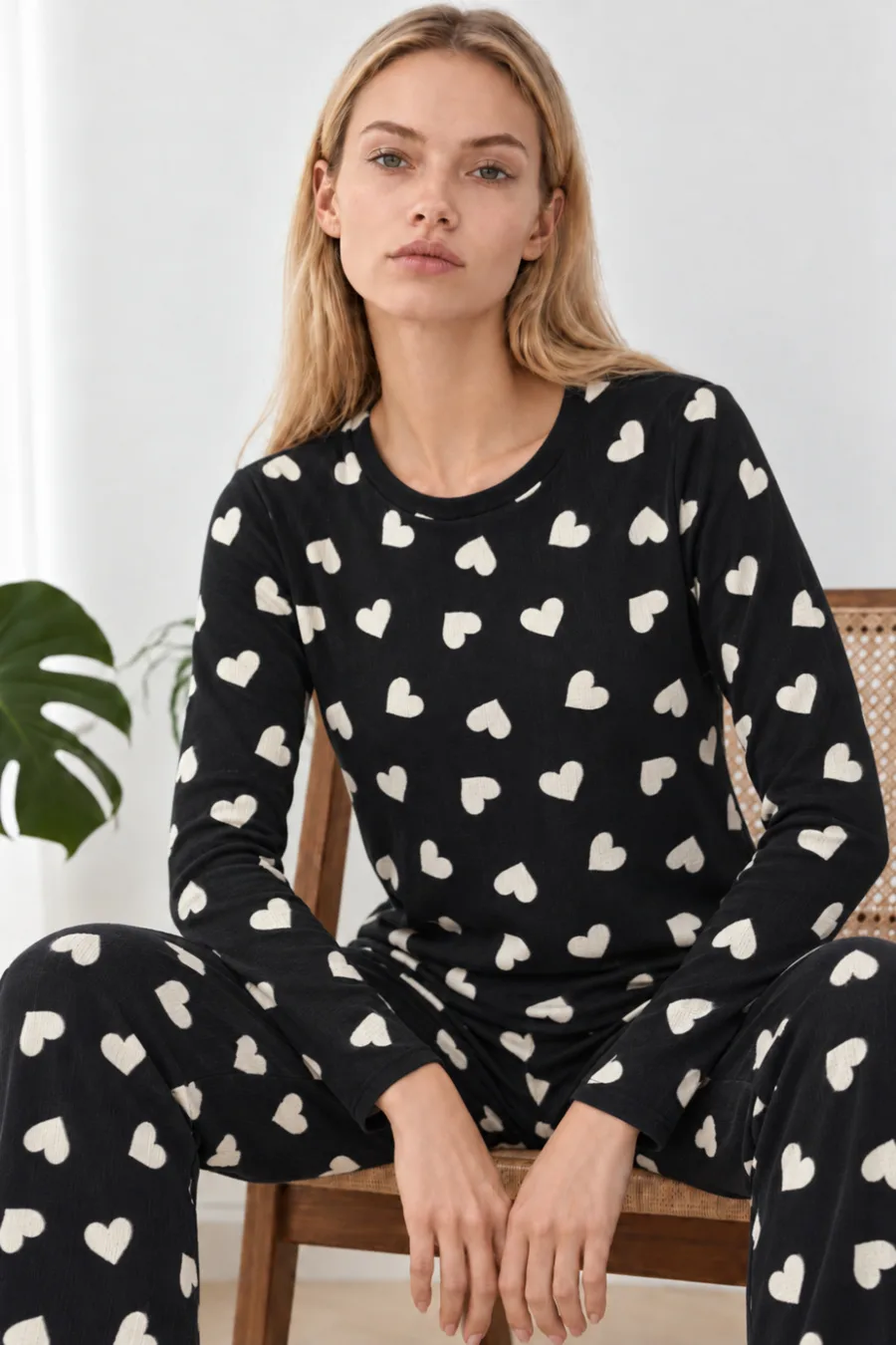 Kadın Desenli İkili Çok Renkli Rahat Pijama Takımı 4826