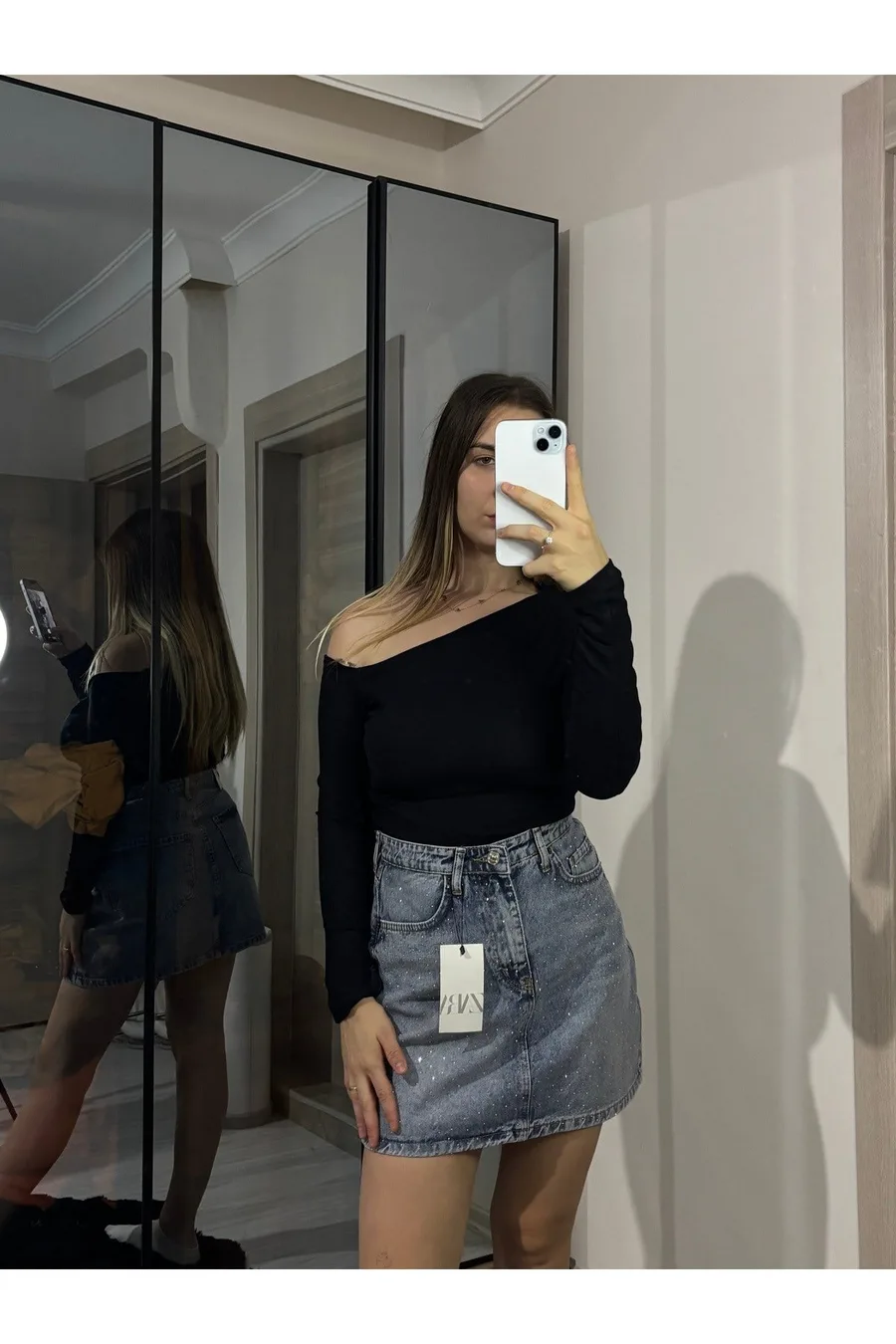 Kadın Tek Omuz Buzzy Kumaş Kayık Yaka Bluz - Siyah