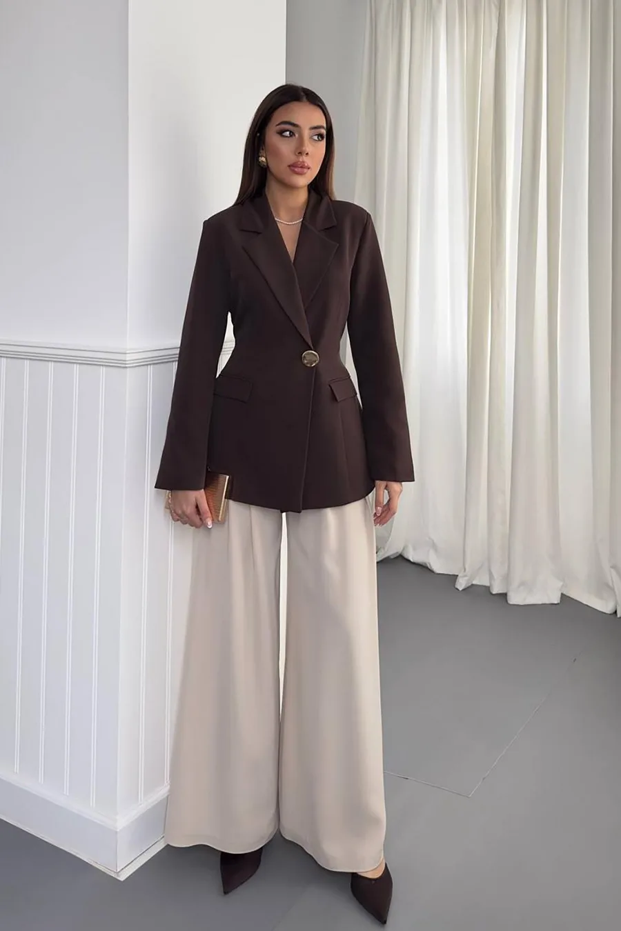 Kahverengi Belden Oturtmalı Blazer Ceket