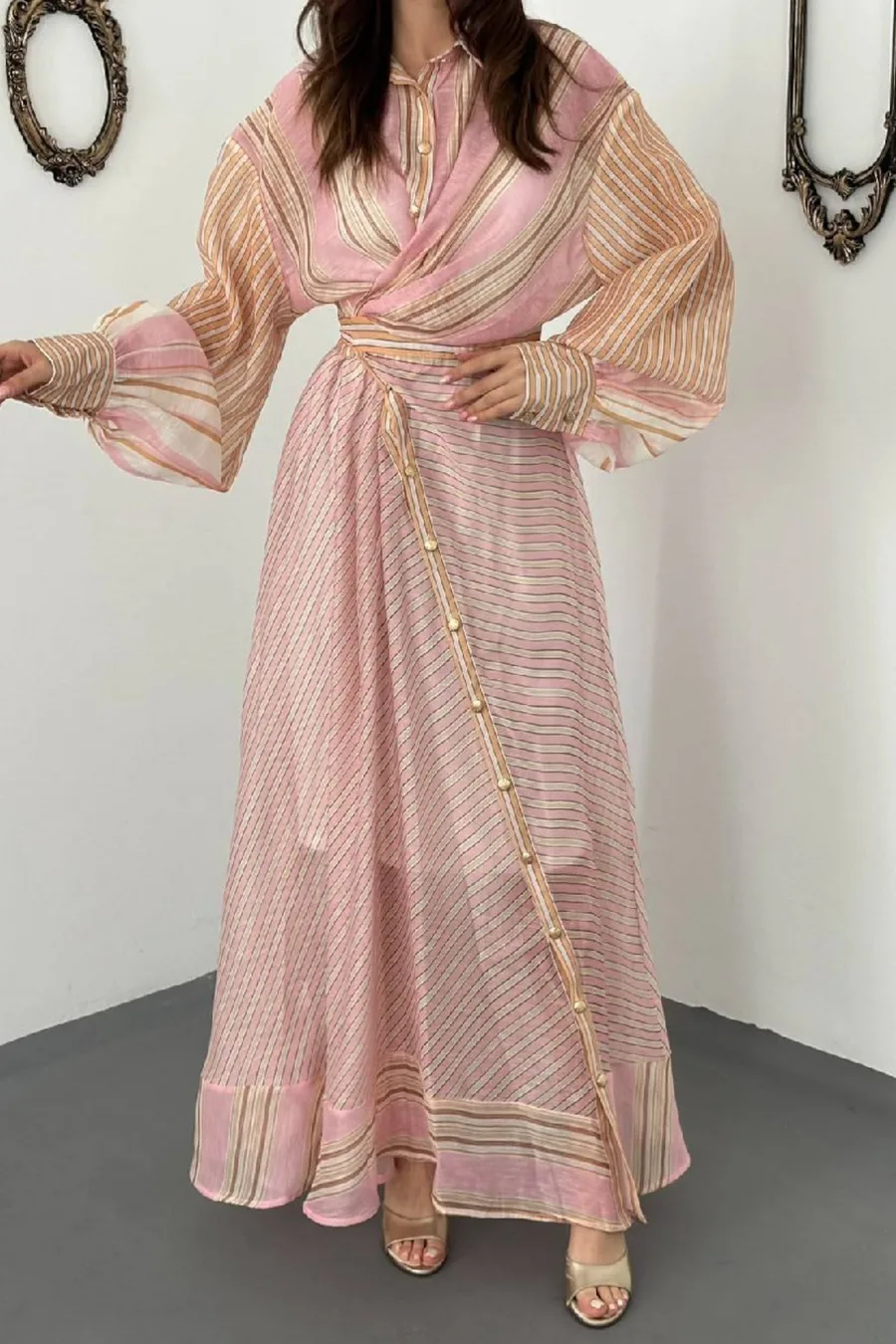 Pembe Çizgili Elbise
