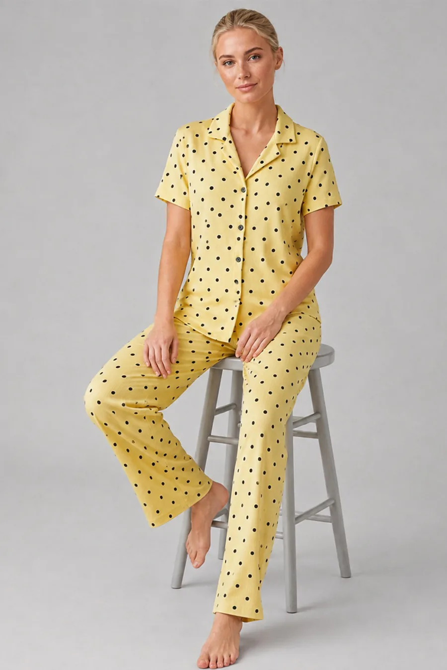 Sarı Puantiyeli Düğmeli Pijama Takımı 4642-Sarı
