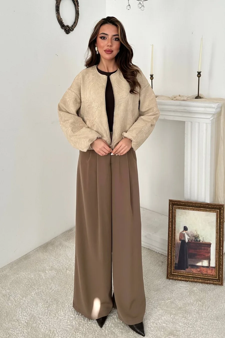 Bej Nakışlı Süet Ceket