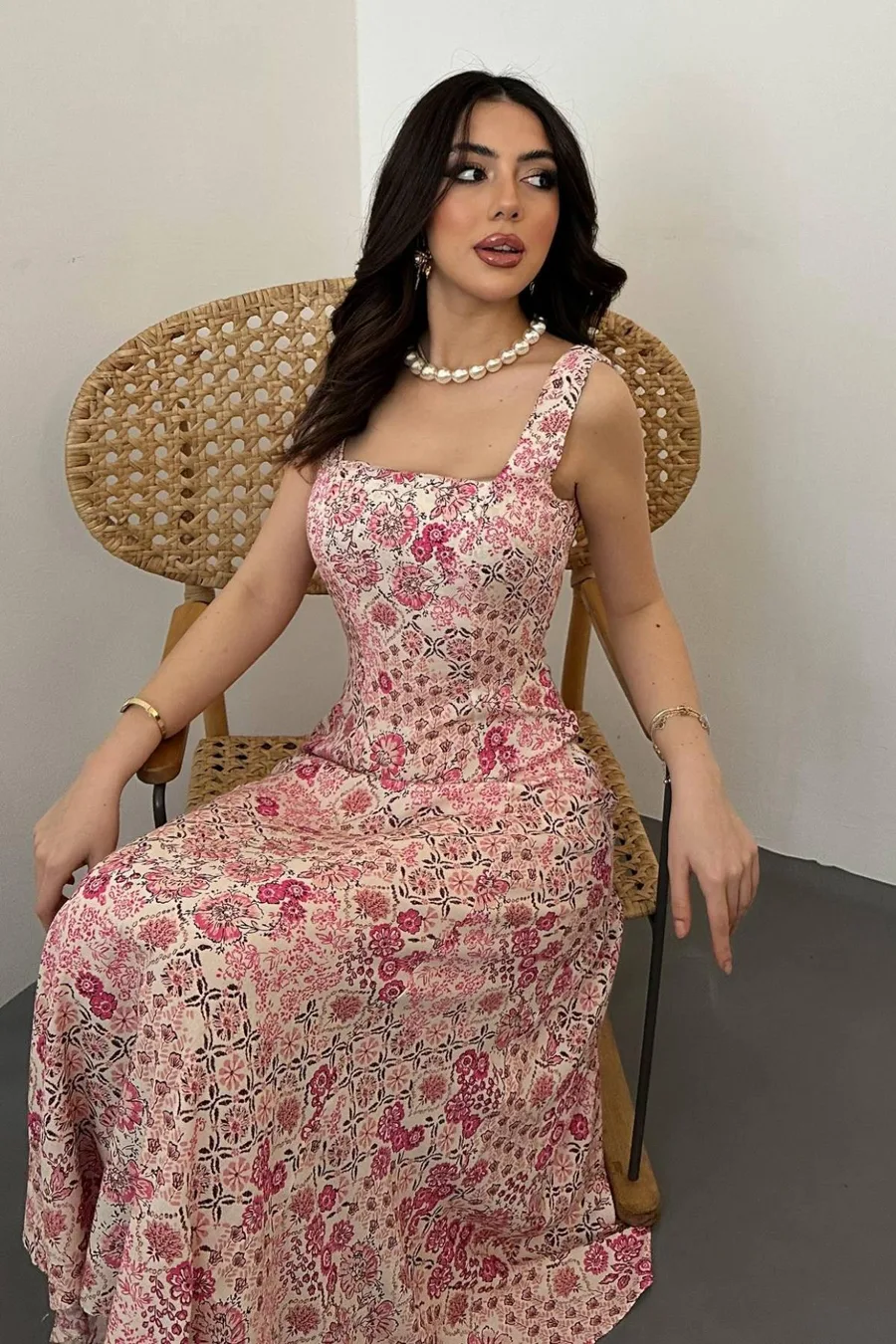 Pembe Çiçekli Viskon Elbise - Pembe