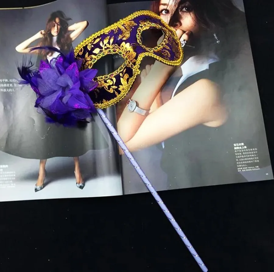 Lüks Taşlı Saplı Maskeli B Maskesi Mor Renk 35 cm
