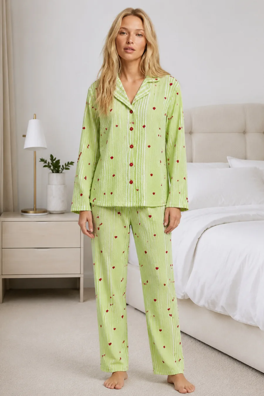 Kadın Ev Giyimi Rahat Yeşil Pijama Takımı 4660