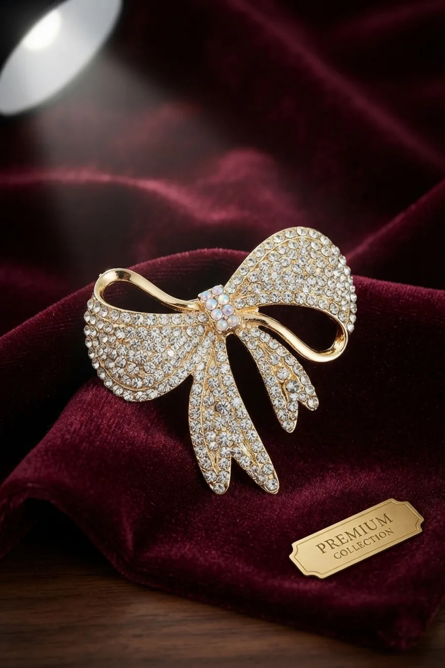 Gold Renk Zirkon Taşlı Fiyonk Model Broş