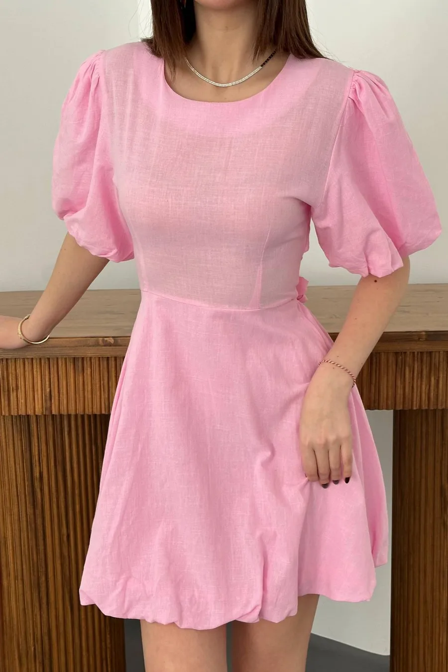Pembe Arkadan Bağlamalı Keten Elbise - Pembe