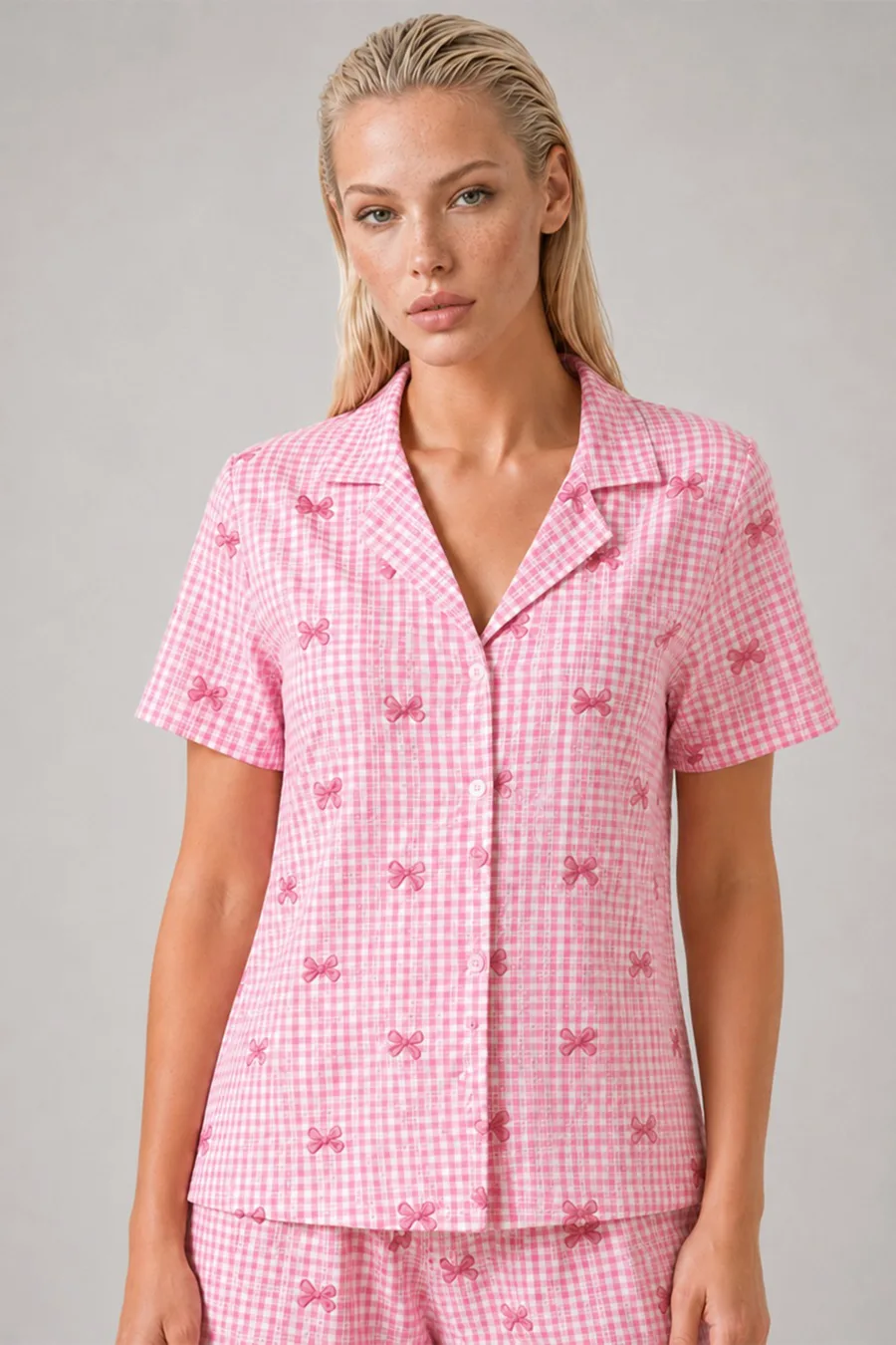 Kadın Pembe Ekose Fiyonk Desenli Kısa Kollu Şortlu Pijama Takımı 4634