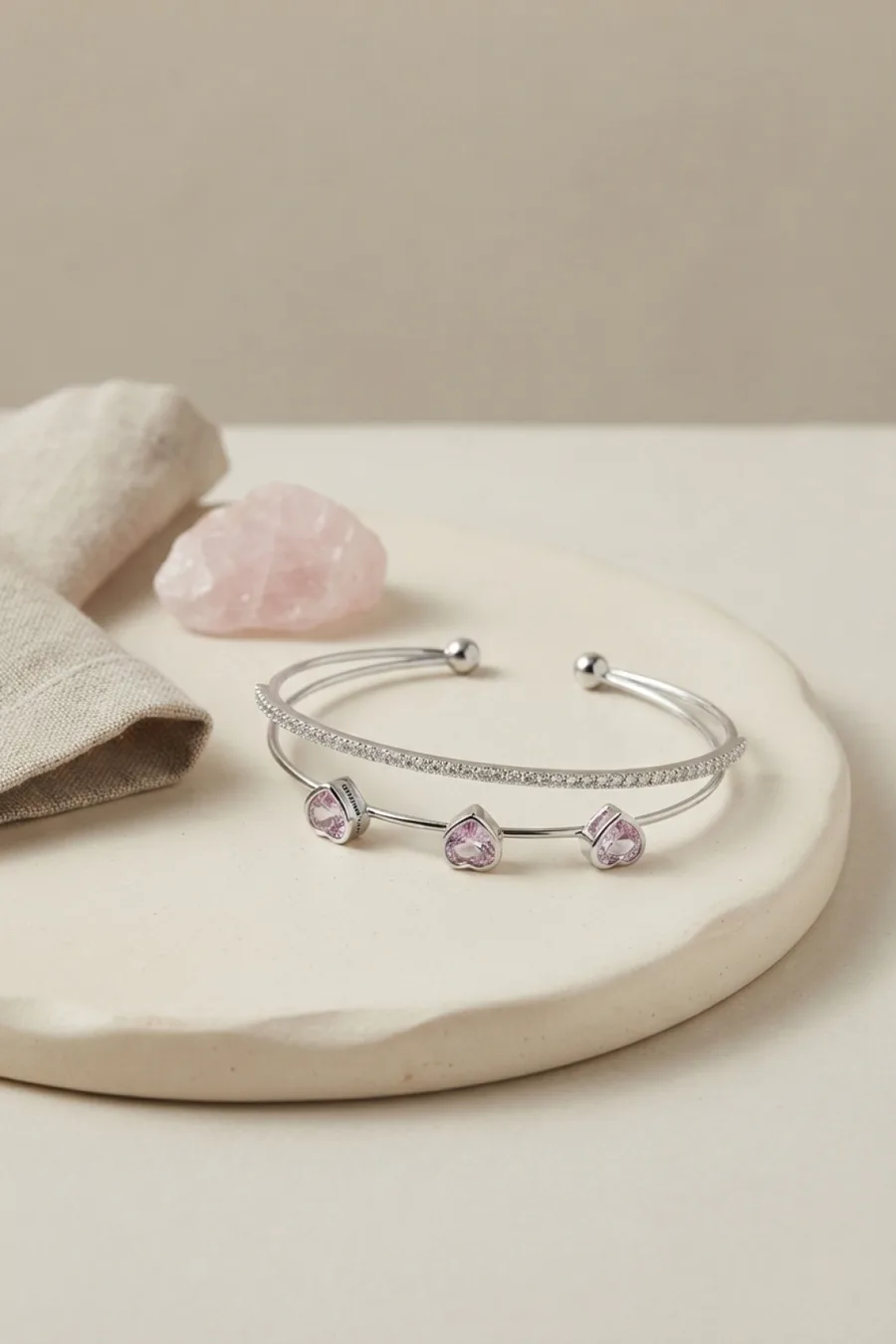 Pembe Kalp Model Zirkon Taşlı Gümüş Renk Kadın Bileklik