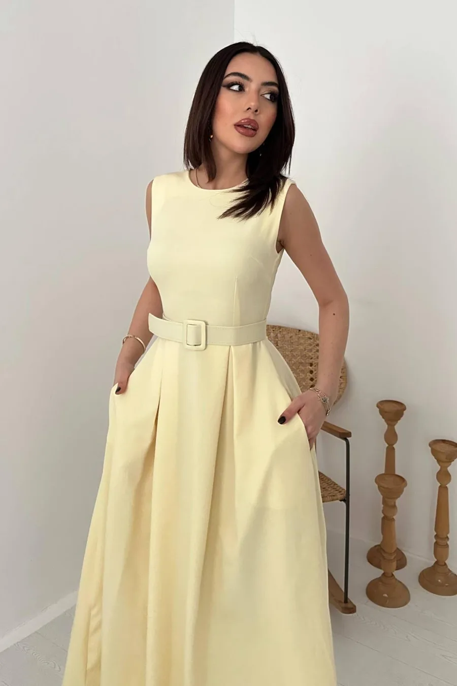 Sarı Halter Yaka Kloş Elbise - Sarı