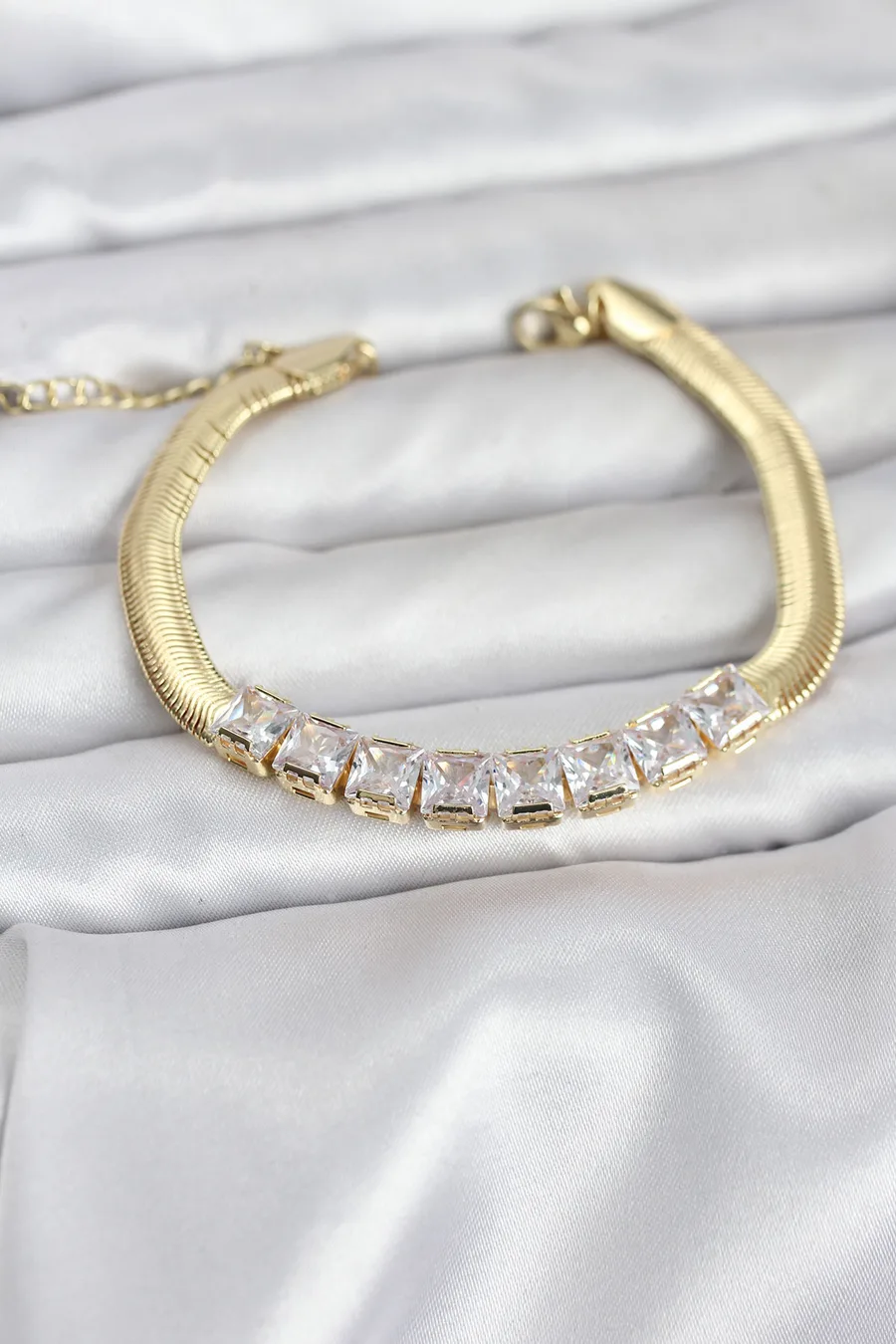 316L Çelik Gold Renk Kare Zirkon Taşlı Yılan Zincirli Kadın Bileklik