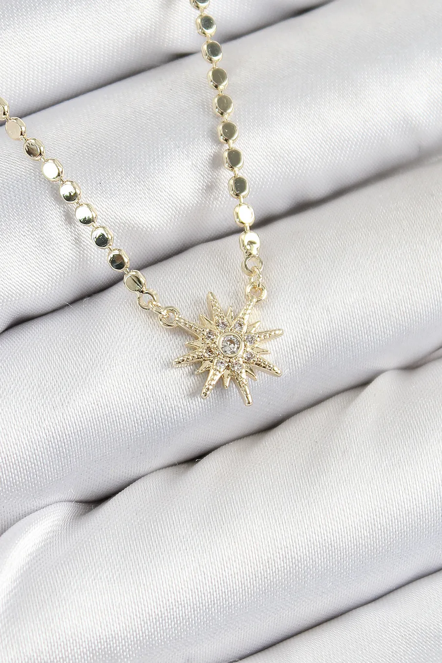 Brass Zircon Stone North Star Design Flattened Chain Gold Tone Women's Necklace