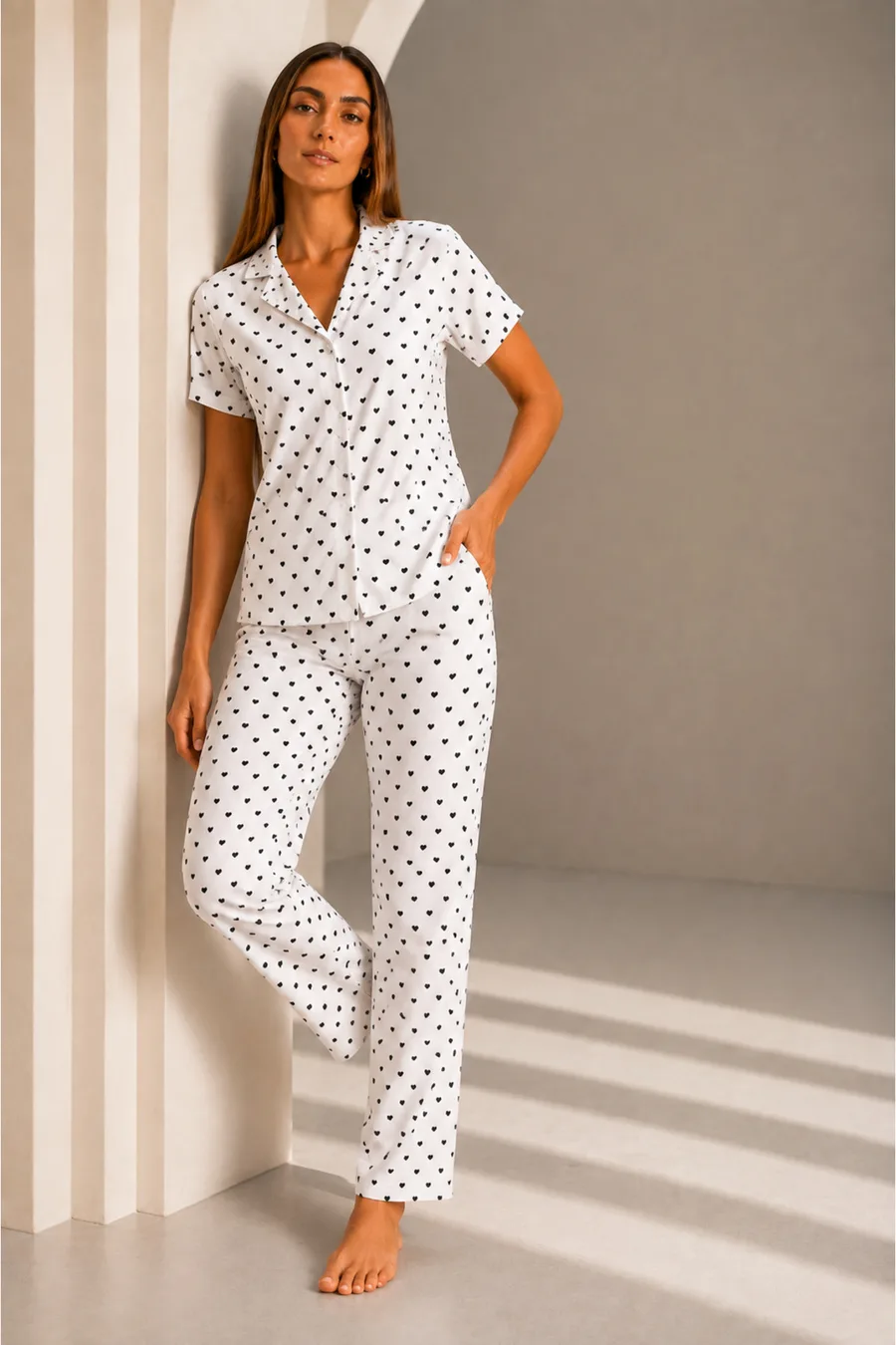 Kadın Kısa Kol Rahat Kalıp Şık Kar Beyaz Pijama Takımı