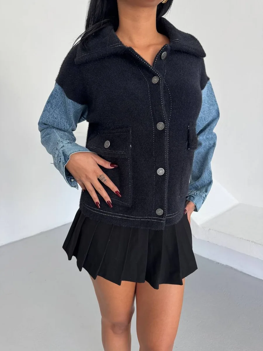 Denim Kol Detaylı Kontrast Ceket – Güçlü Stil, Net Duruş - Siyah