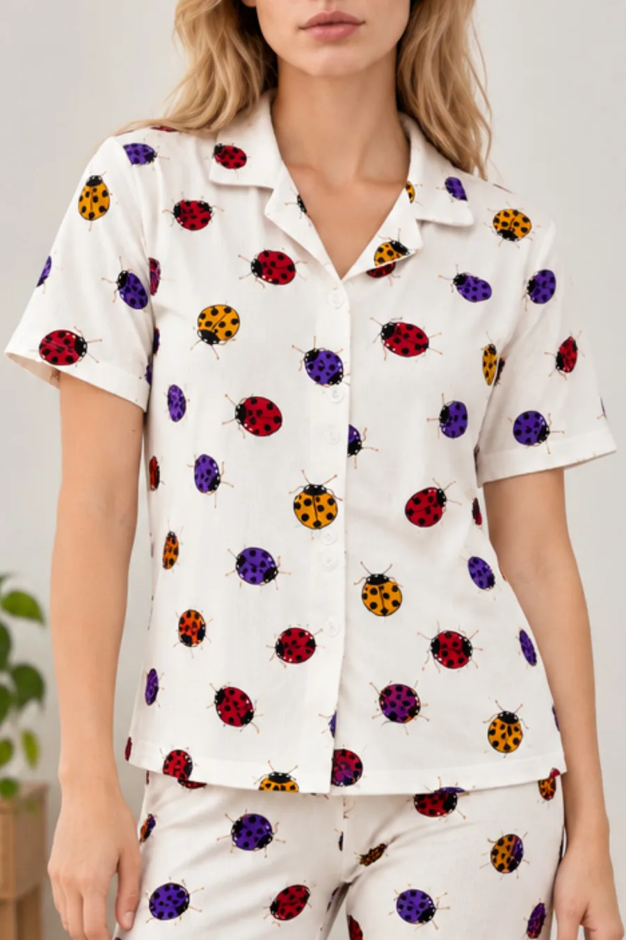 Kadın Desenli Beyaz Kısa Kollu Pijama Takımı 4828